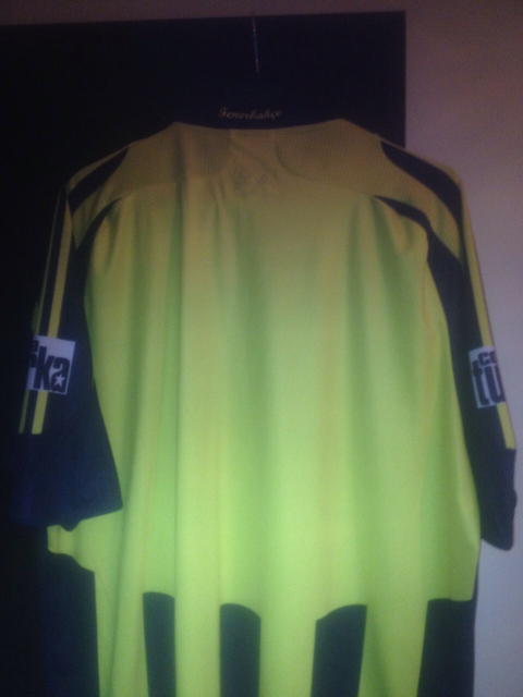 07-08 Fenerbahçe islak imzali forma ederi?