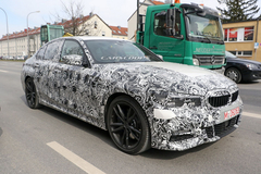  2018 G20 BMW 3 SERİSİ KAMUFLAJLARLA YAKALANDI!