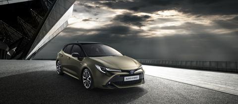 2018 TOYOTA AURIS