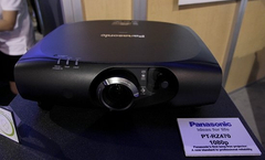  PANASONIC PT-RZ470 FULL HD LED LASER