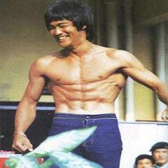 Kurşun Geçirmez Bir Vücut Bruce Lee'nin Vücudu (SS)'li