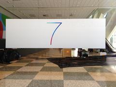  Yeni WWDC afişleri; '7' ve 'X'