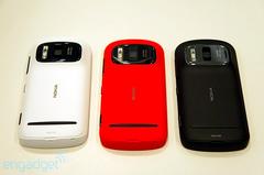  ==> Nokia 808 | 41mp - 1/1.2''- Xenon - 1080p | 1.3ghz-512mb | 4''nHD-AMOLED | HDMI <==
