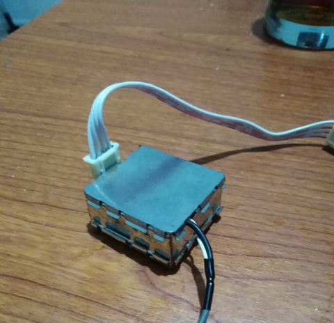 Eski VCD player söktüm, garip bişey çıktı, bu ne ki bilen var mı?