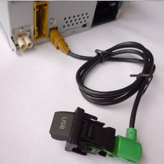 Aux/Usb Aparatı Takma RCD310