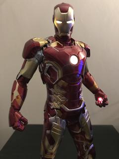 Fiyat düştü!-Avengers Age of Ultron :Iron Man Mark 43 ArtFx+ Statue