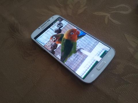 1 AYLIK GALAXY S4+FULL KUTU+FLİP COVER+1300 TL