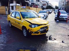  Kaza geçirdim, airbag patlamadı BMW'ye nasıl dava açabilirim? (Kaza fotoğrafları mevcut)