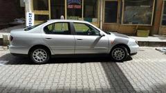  2000 Model Nissan Primera içerir...