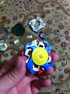 Beyblade buldum [SS'Lİ ]- Görenler hatırlar ❤️❤️ 