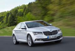  YENİ SKODA SUPERB 2015-2016 ANA KONU  (2016 Türkiye Yılın Otomobili)