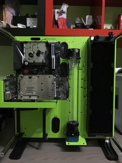 Thermaltake P5 Green Uzay Montaj ve Custom Sıvı Soğutma Projesi