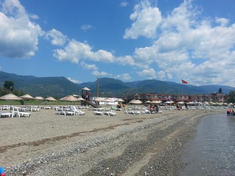 Denize Sıfır Havuzlu Sitede Olay Fiyat