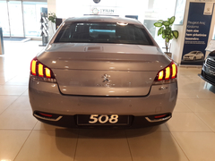  Yeni Peugeot 508 Showromda