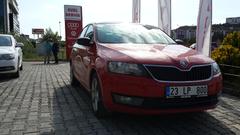  Test => Skoda Rapid Spaceback 1.6 TDI DSG ( fotoğraflı)