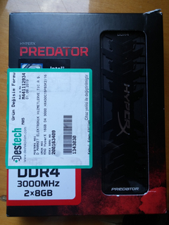 SATILDI SIFIR KİNGSTON HYPERX PREDATOR 2X8 GB 3000 MHZ RAM