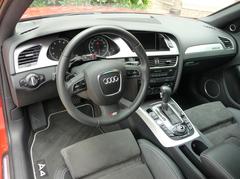 Audi A4 (B8)