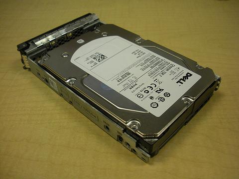 Satılık Dell Power Edge Serisi 2X300GB SAS 15K 3.5' Disk