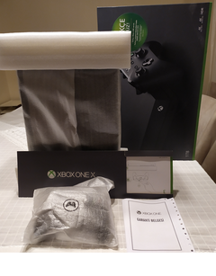 Satılık Xbox One X