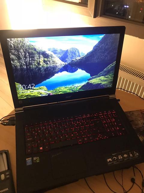 Satılık acer aspire v17 nitro