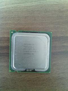  Intel Pentium D  2.8 Ghz (30 TL)