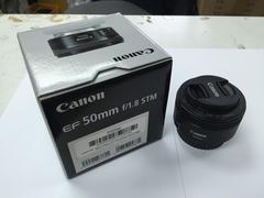  Canon EF 50mm f/1.8 STM + Parasoley Hediye