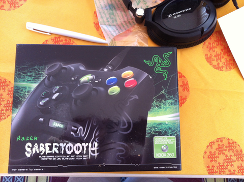 Satılık Razer Sabertooth Elite Gaming Controller for Xbox 360 PC İçin
