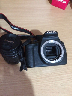  Canon Eos 1200d 18-55mm kit lens +8gb hafıza kartı