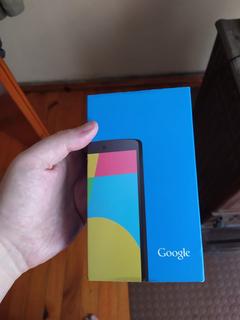 LG Nexus5  LGD820 16gb 220tl