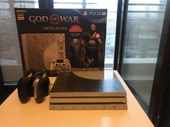 Satılık Playstation 4 Pro GOW Limited Edition