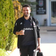 Beşiktaş'ın Manisa deplasmanına 11 deki futbolcularla gitmesi
