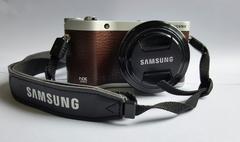 SAMSUNG NX300 AYNASIZ FOTOĞRAF MAKİNESİ