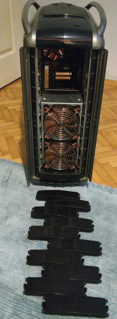 SATILDI---COOLER MASTER COSMOS S [400 TL]