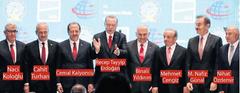 CHP Yönetimini değiştirmeden seçime girmesi AKP'nin 4 yıl daha başta kalması demektir.