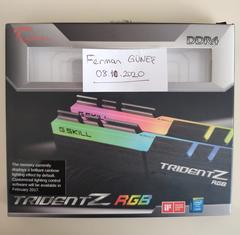 SATILDI - GSKILL 16GB (2x8GB) TRIDENT Z DDR4 3200MHz CL16 1.35V Dual Kit RGB LED Ram