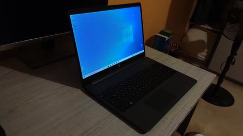 - SATILDI - SIFIRDAN FARKSIZ HP-15S i3-1115G4 - 8 GB RAM - IPS EKRAN LAPTOP