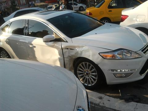Mondeo ile Fluence kaza ( şaşırtıcı )