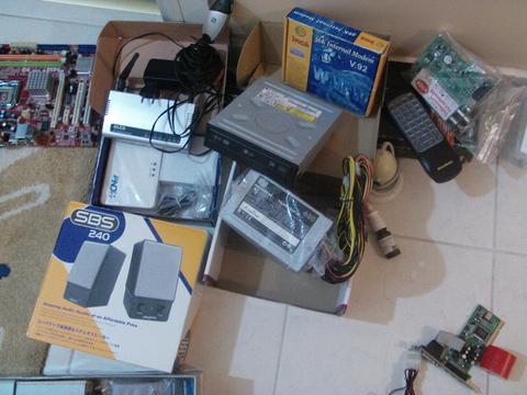 Satılık Bilgisayar Parçaları ve ıvız zıvır