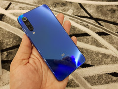 SATILDI - Xiaomi Mi 9 SE - 6/64GB - Sıfırdan Farksız