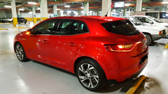 @  Renault Megane 4 HB  1.5dci EDC  @ 2019 a  C180 Exclusive ile giriyoruz.