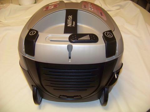 Nilfisk Power Special EU elektrikli süpürge incelemesi (Videolu)