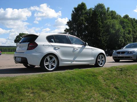 E87 120D M paket araç arıyorum