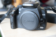  canon eos 350d+18-55+17-85+battery grip+tripod indirim