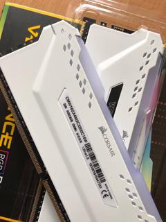 FORUM DIŞINA SATILMIŞTIR Corsair Vengeance RGB pro White 3200 mhz 16 gb ram ÖMÜR BOYU GARANTİLİ