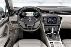  2015 VOLKSWAGEN PASSAT TANITILDI! (ANA KONU)