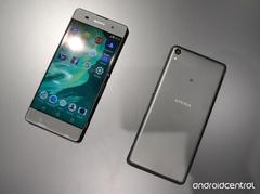 4 Sony Xperia modelinin fotoğrafı, lansmandan önce sızdırıldı