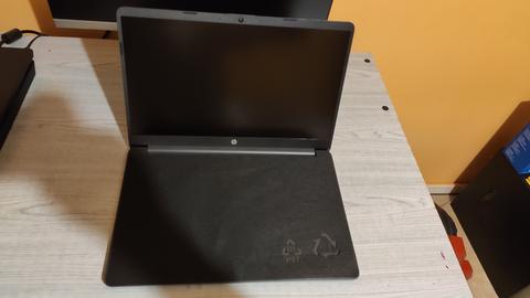 - SATILDI - SIFIRDAN FARKSIZ HP-15S i3-1115G4 - 8 GB RAM - IPS EKRAN LAPTOP