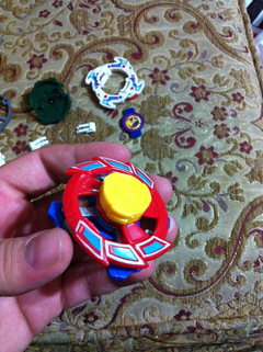 Beyblade buldum [SS'Lİ ]- Görenler hatırlar ❤️❤️ 