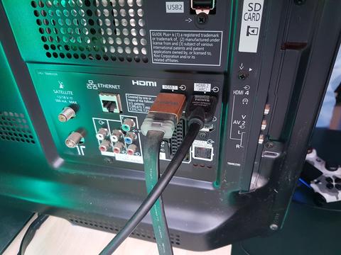 Panasonic TX-P46GW30 NEO Plazma Televizyon FULL HD 46" inç 117 ekran