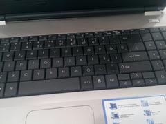  Laptop tuş takımı (klavye) komple değiştirme